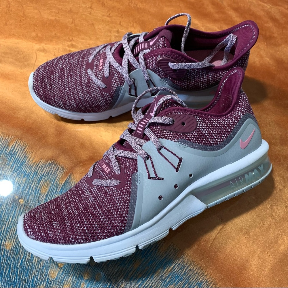 Nike Air Max Sequent 3 Running Shoes Bordeaux Element size 7.5